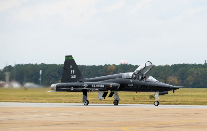 A T-38 Talon taxis in after a training mission at Langley Air Force Base, Va., Nov. 17, 2014. (U.S. Air Force photo by Senior Airman Austin Harvill/Released)